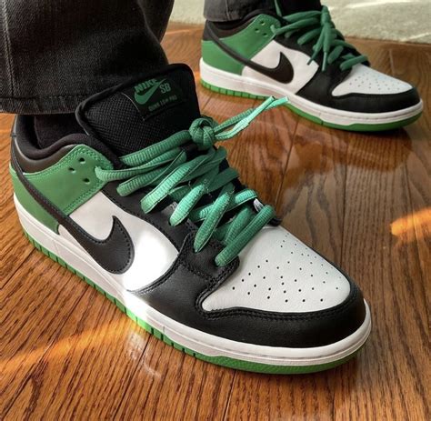 nike classic groen|Nike SB Dunk Low Classic Green Men's .